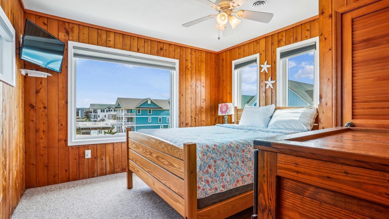 Photo of Bedroom in Kill Devil Hills