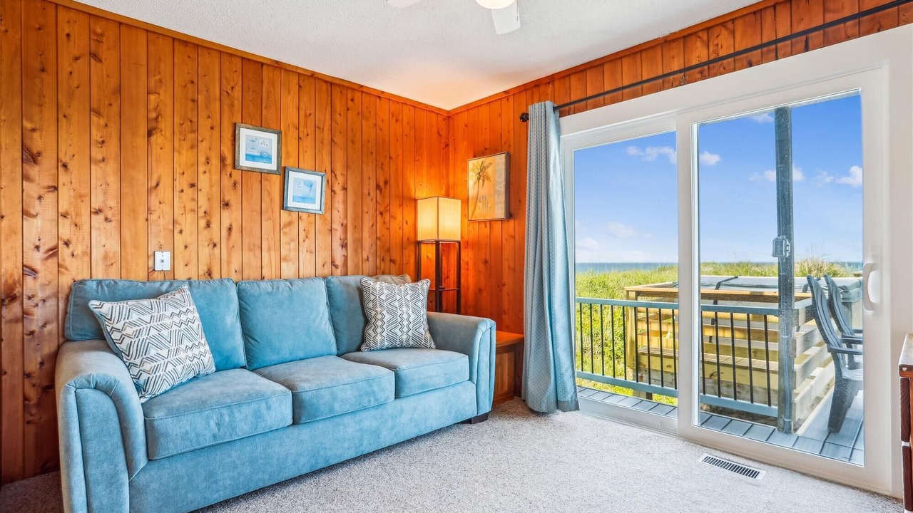 Photo of Livingroom in Kill Devil Hills
