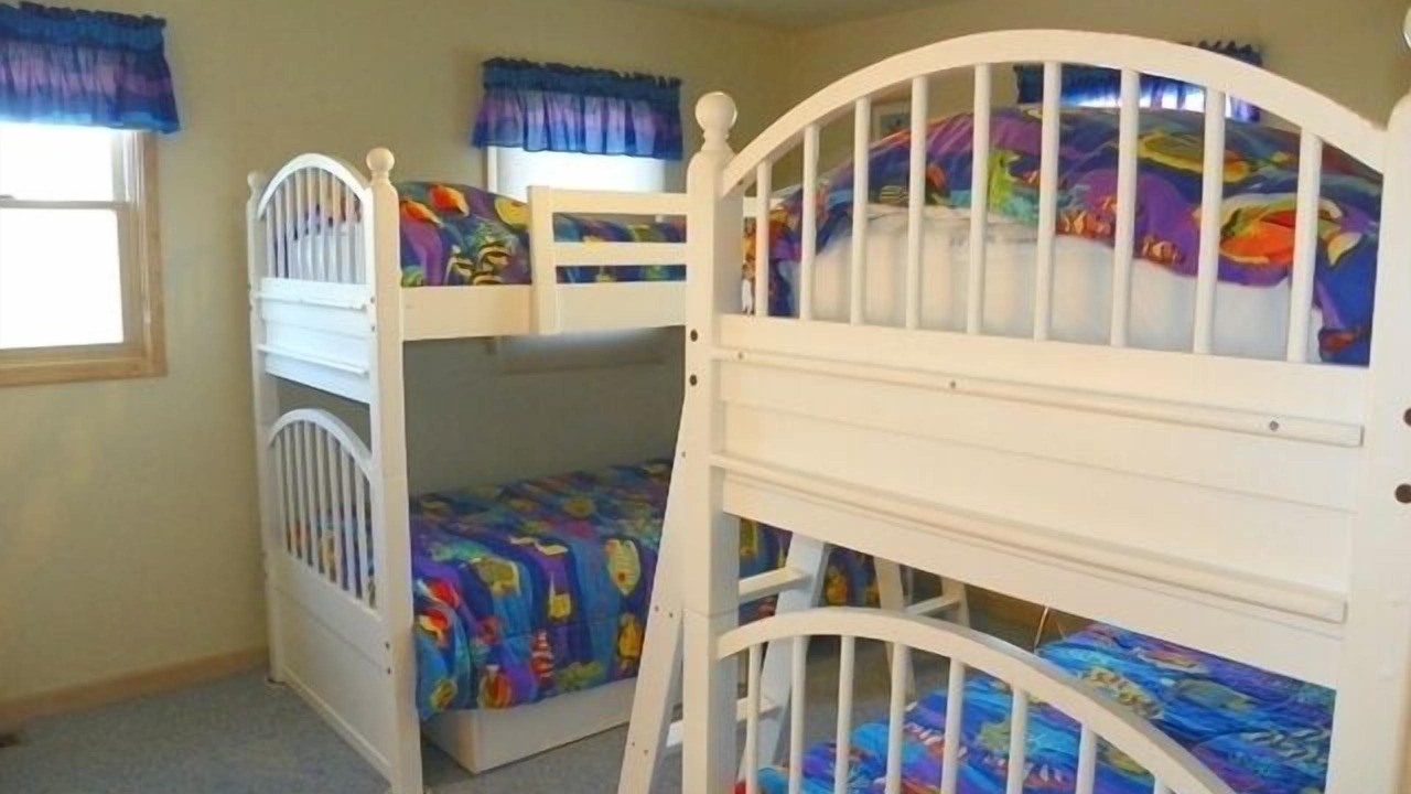 Photo of Bedroom in Whalehead Beach