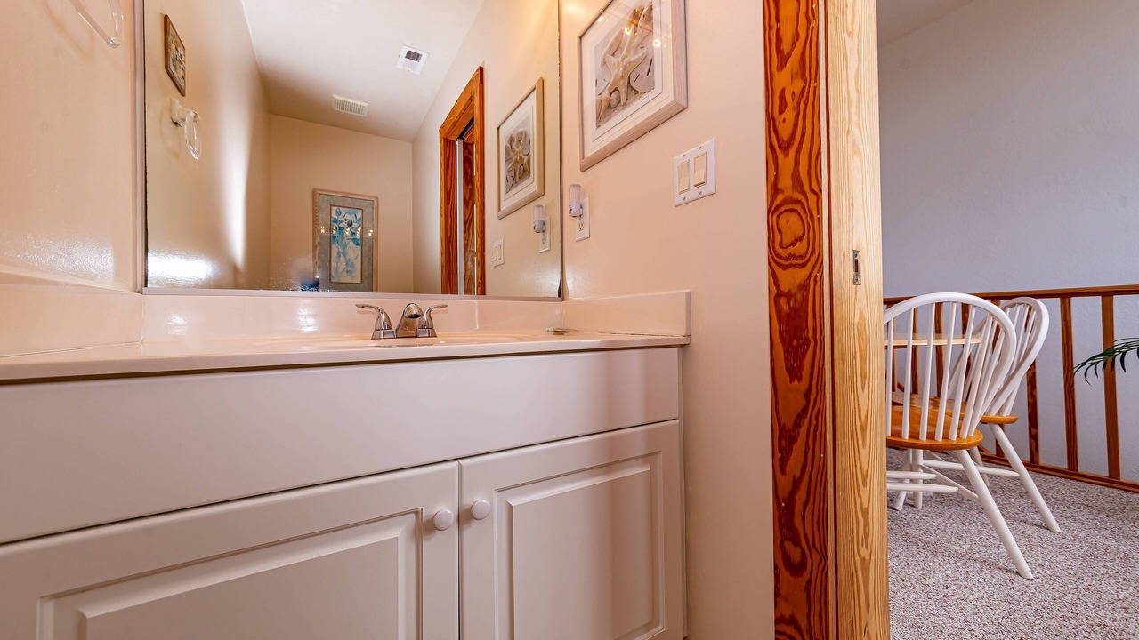 Photo of Bedroom in Whalehead Beach