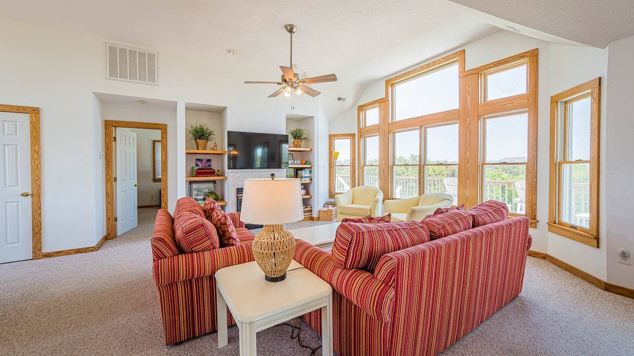 Photo of Bedroom in Whalehead Beach