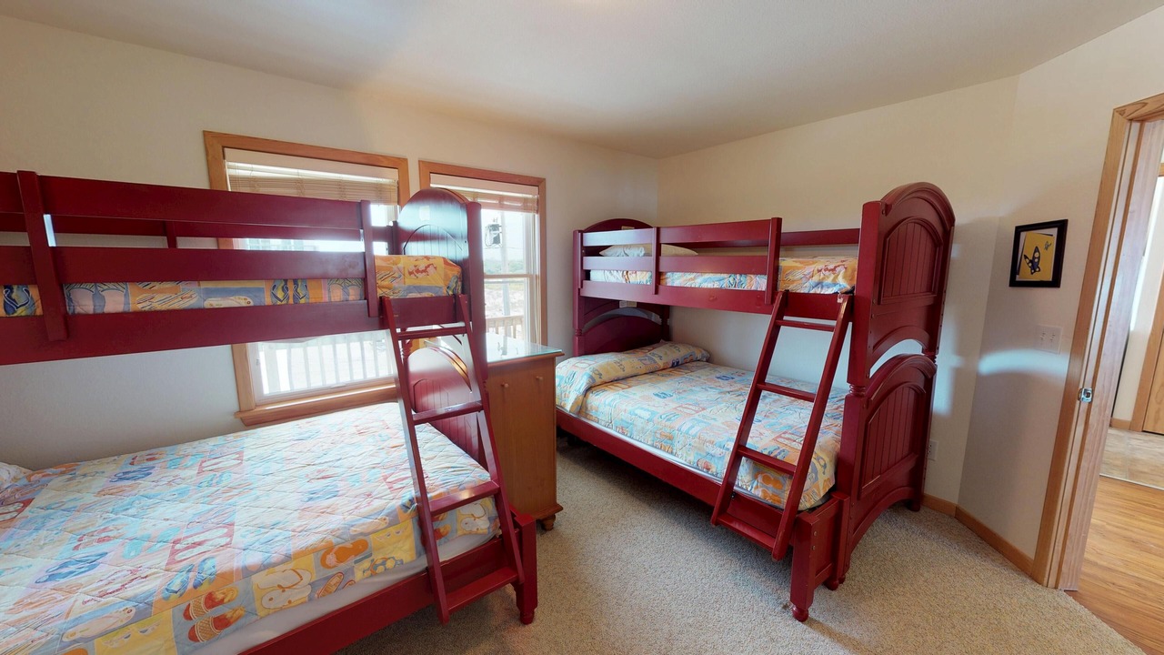Photo of Bedroom in Corolla