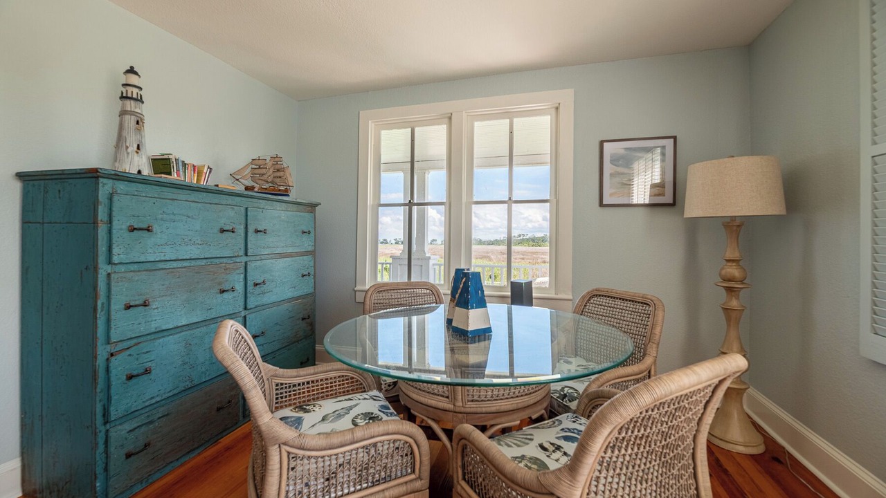 Photo of Bedroom in Powells Point