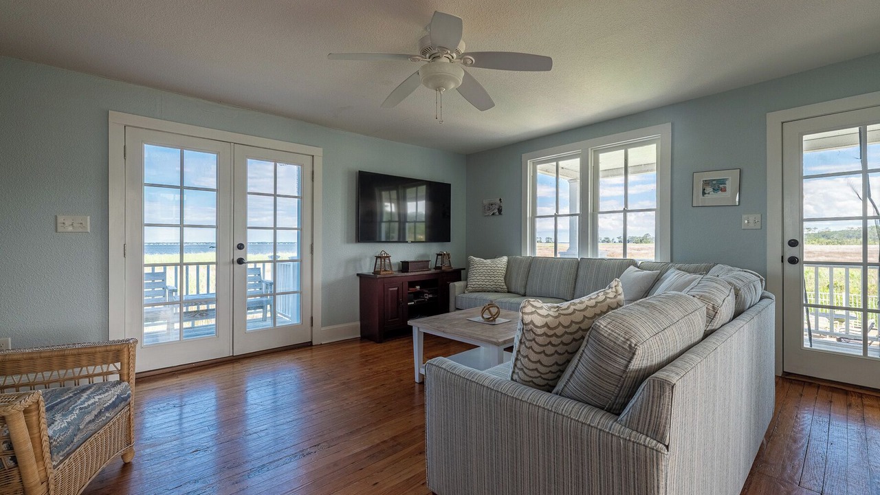Photo of Bedroom in Powells Point