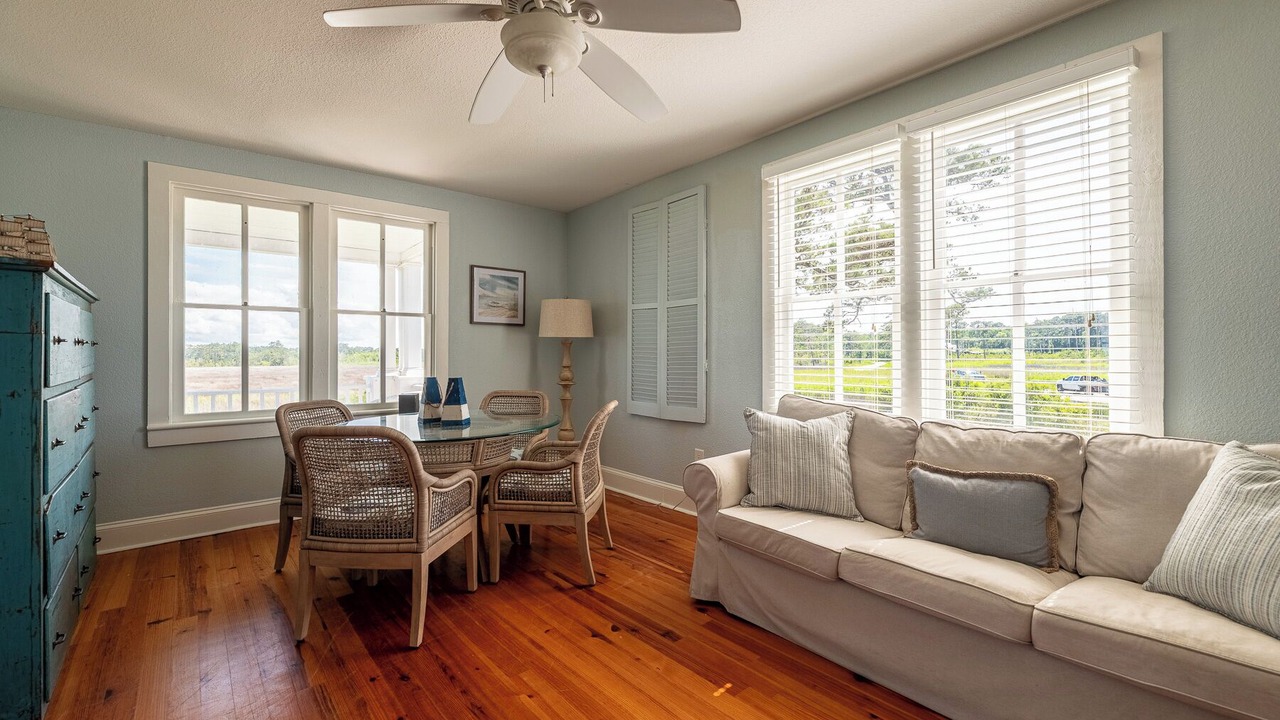Photo of Bedroom in Powells Point