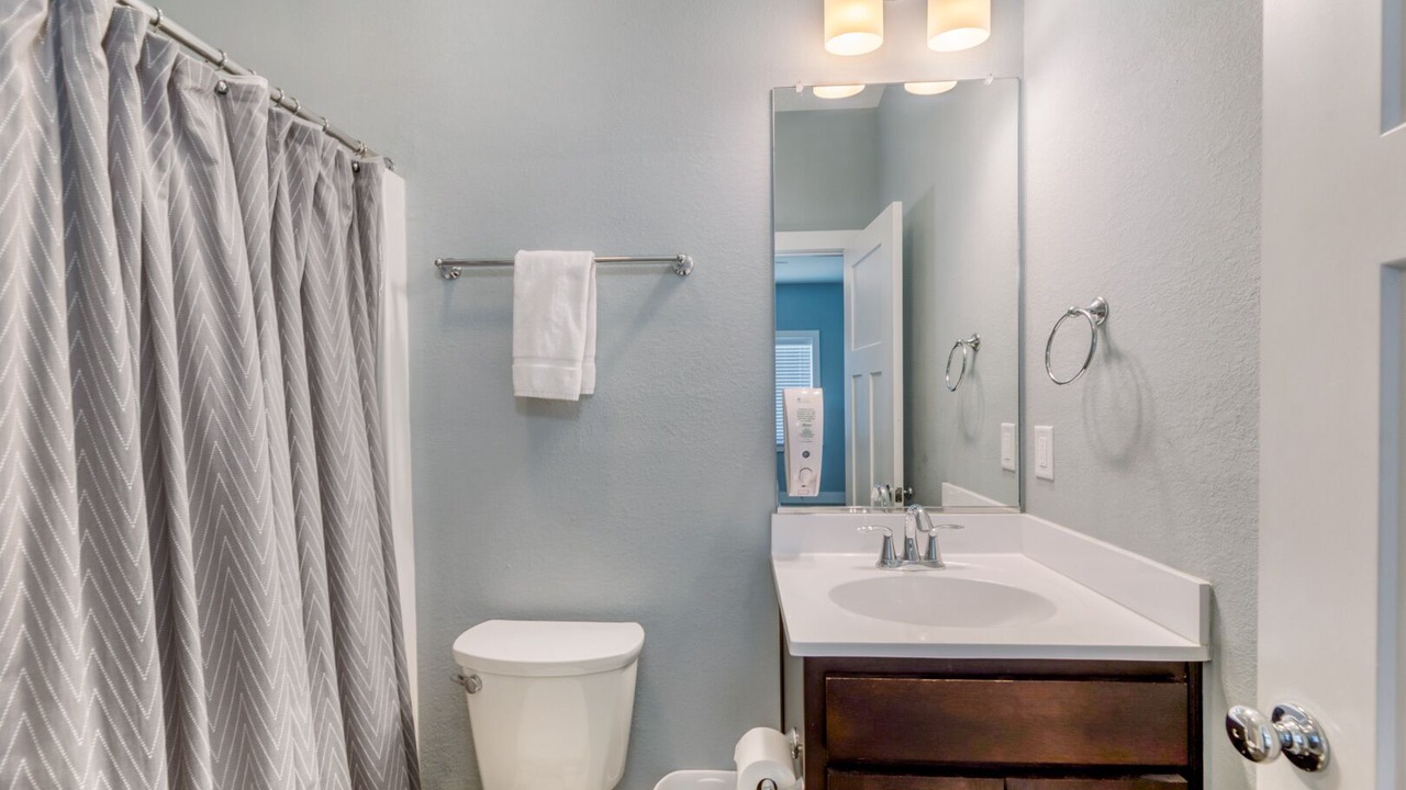 Photo of Bathroom in Nags Head