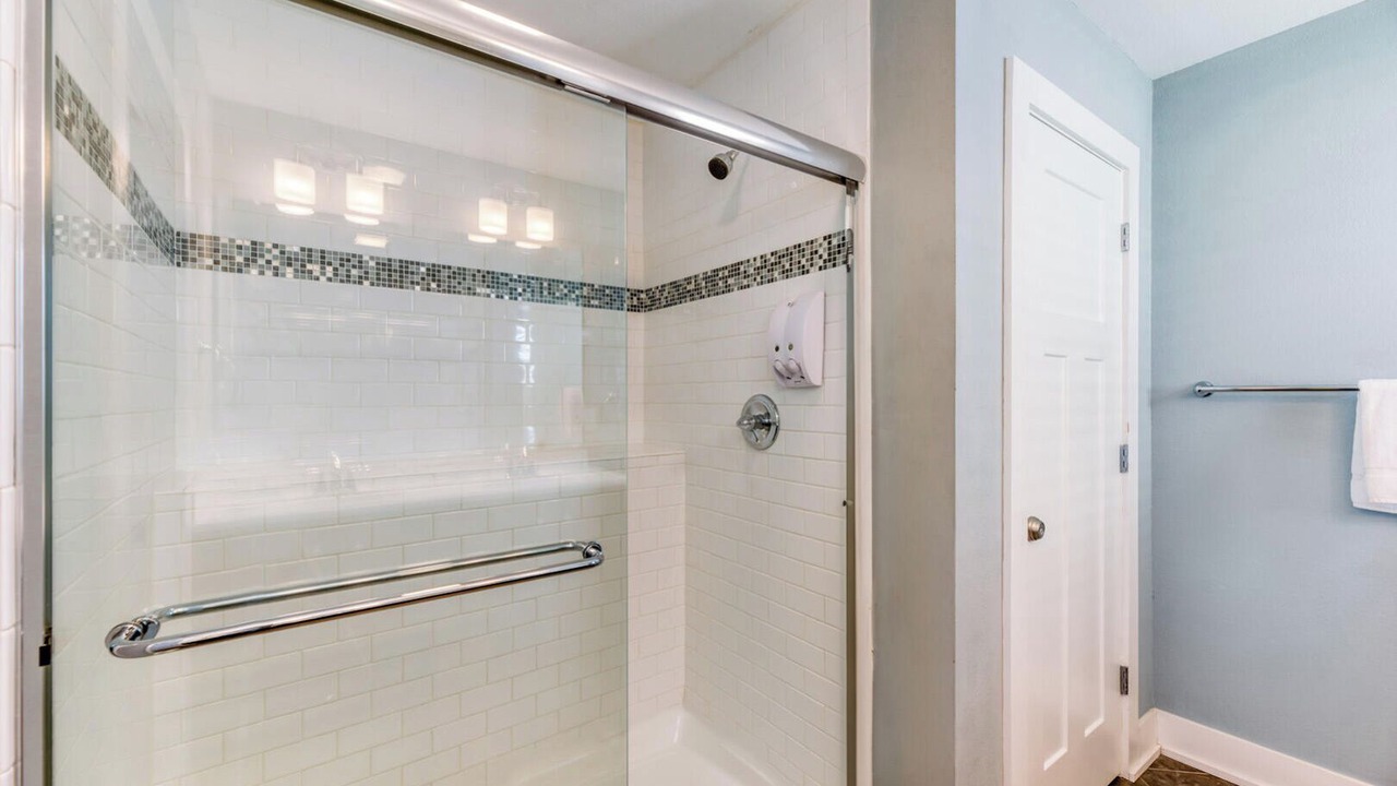 Photo of Bathroom in Nags Head