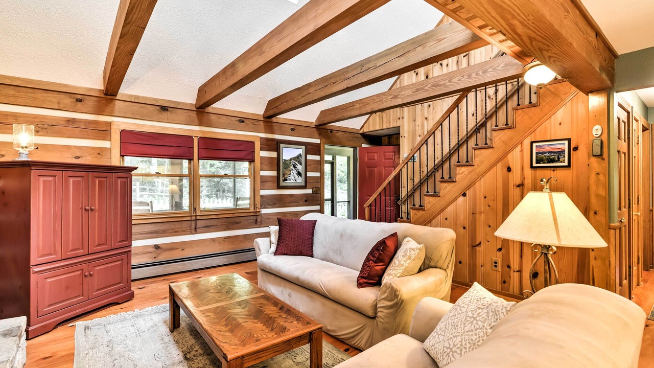 Photo of Livingroom in Black Mountain