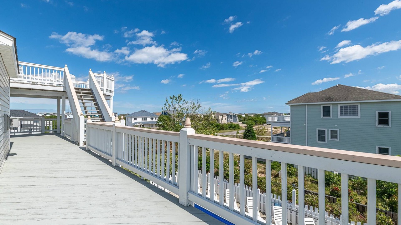 Photo of Others in Whalehead Beach