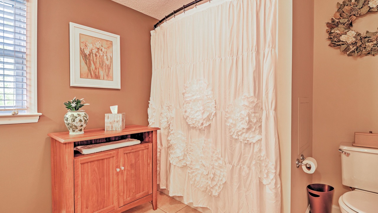 Photo of Bathroom in Elkin