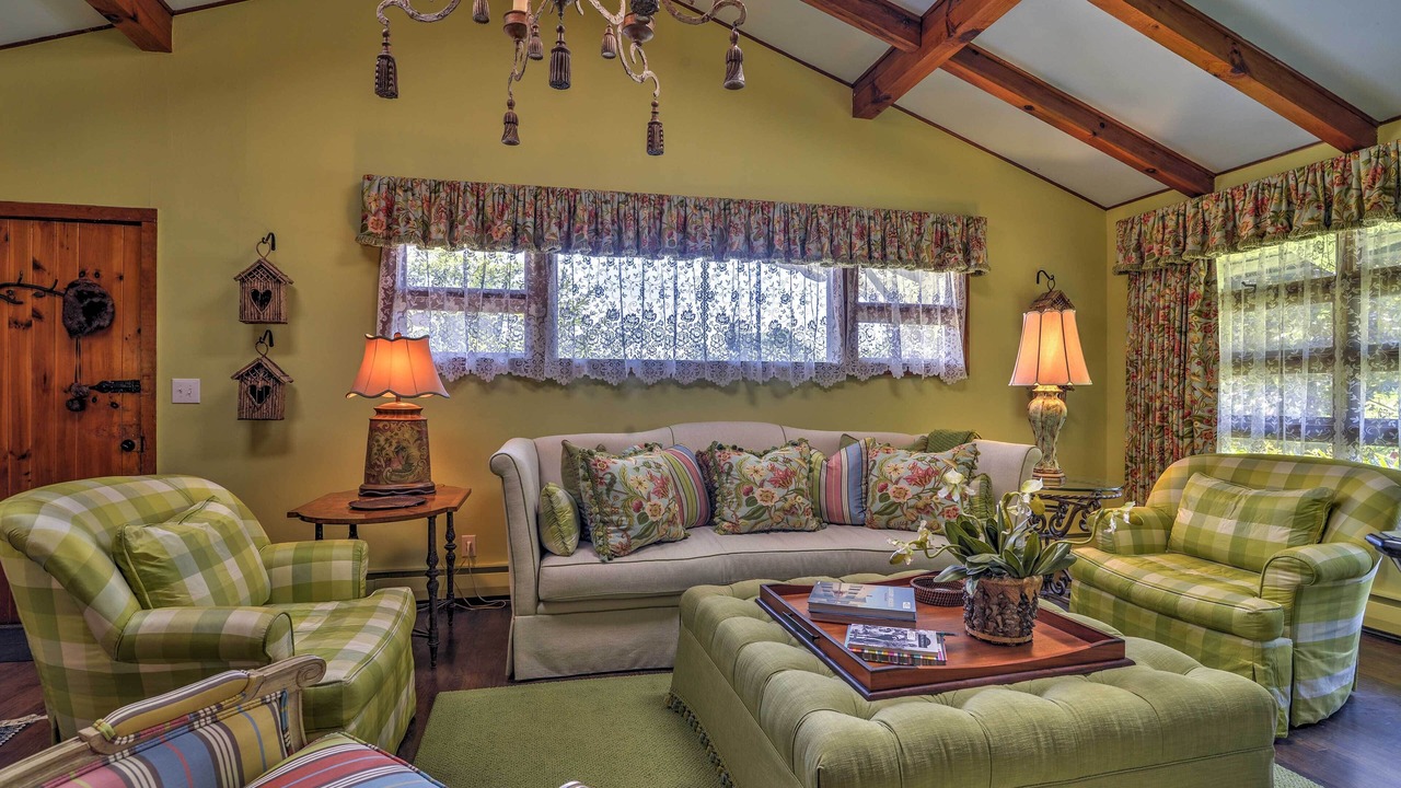 Photo of Bedroom in Little Switzerland