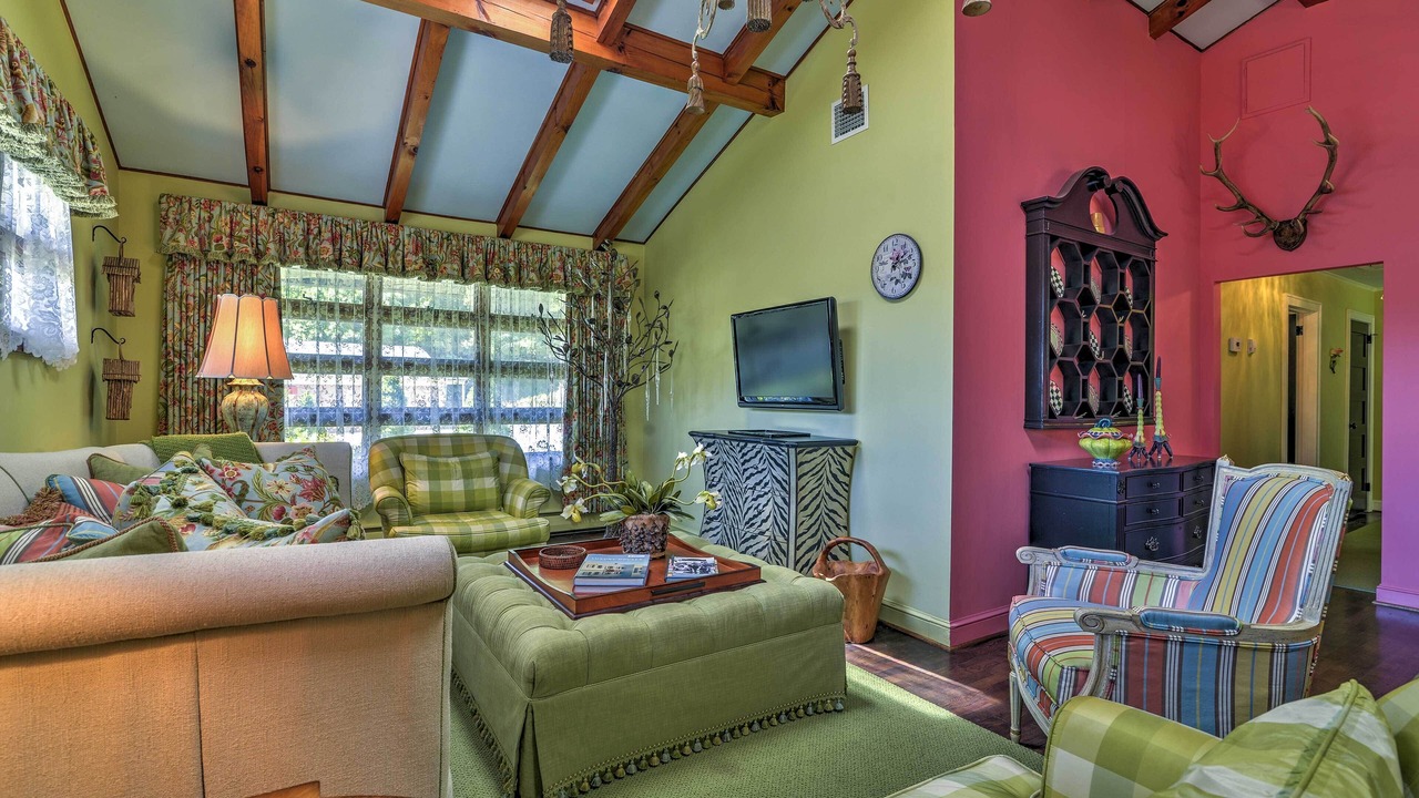 Photo of Livingroom in Little Switzerland