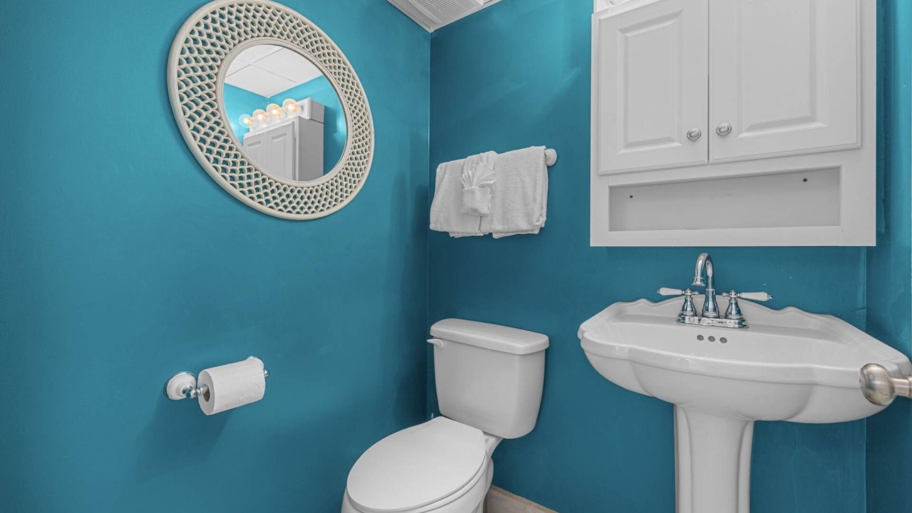 Photo of Bathroom in Garden City