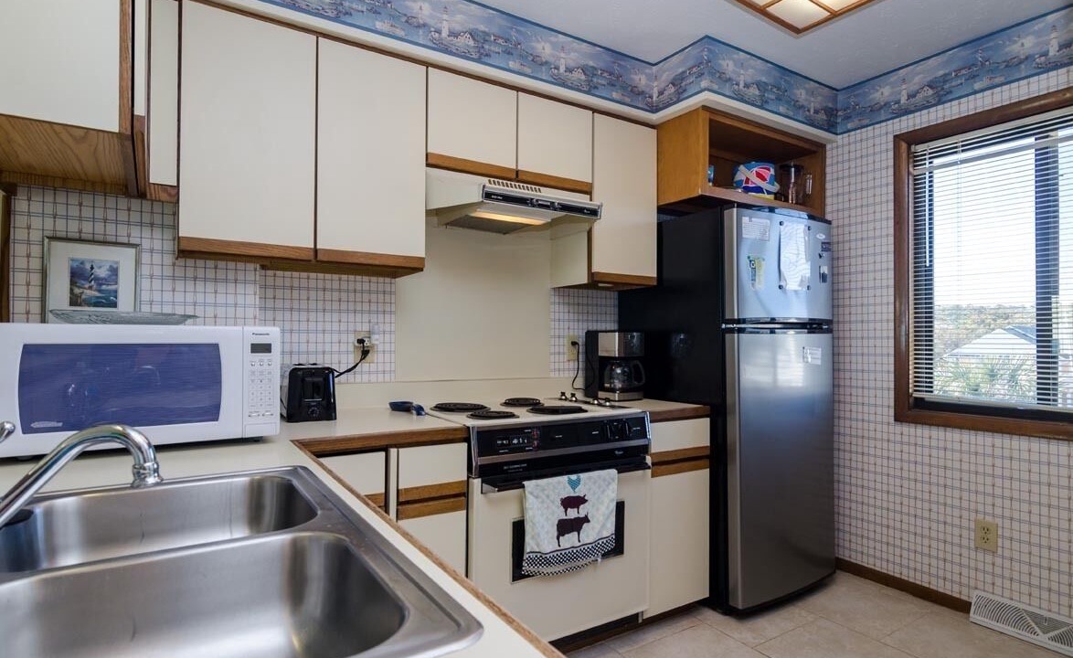 Photo of Kitchen in Kure Beach