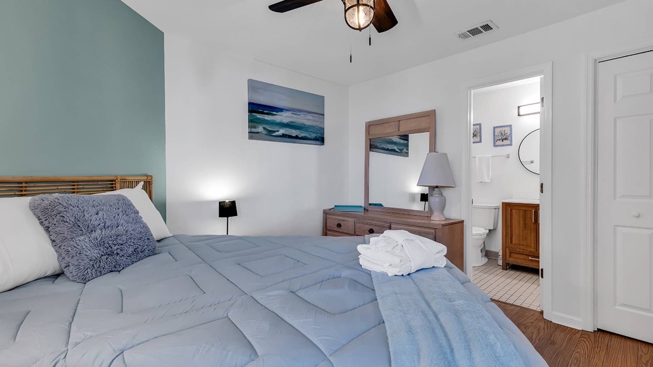 Photo of Bedroom in Surfside Beach