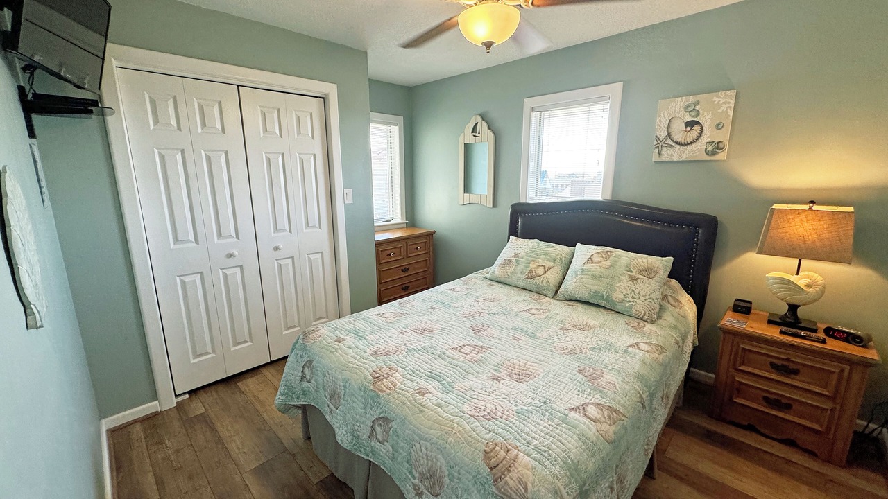 Photo of Bedroom in South Nags Head