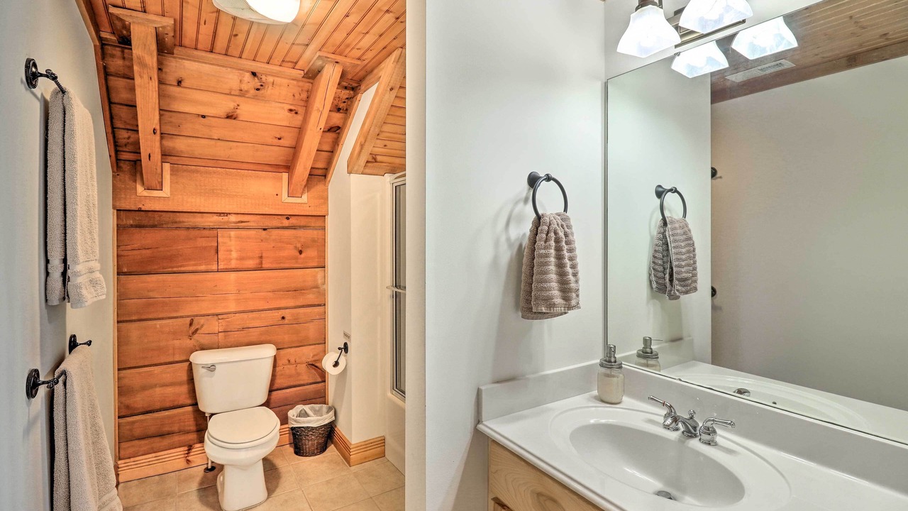 Photo of Bathroom in Sapphire