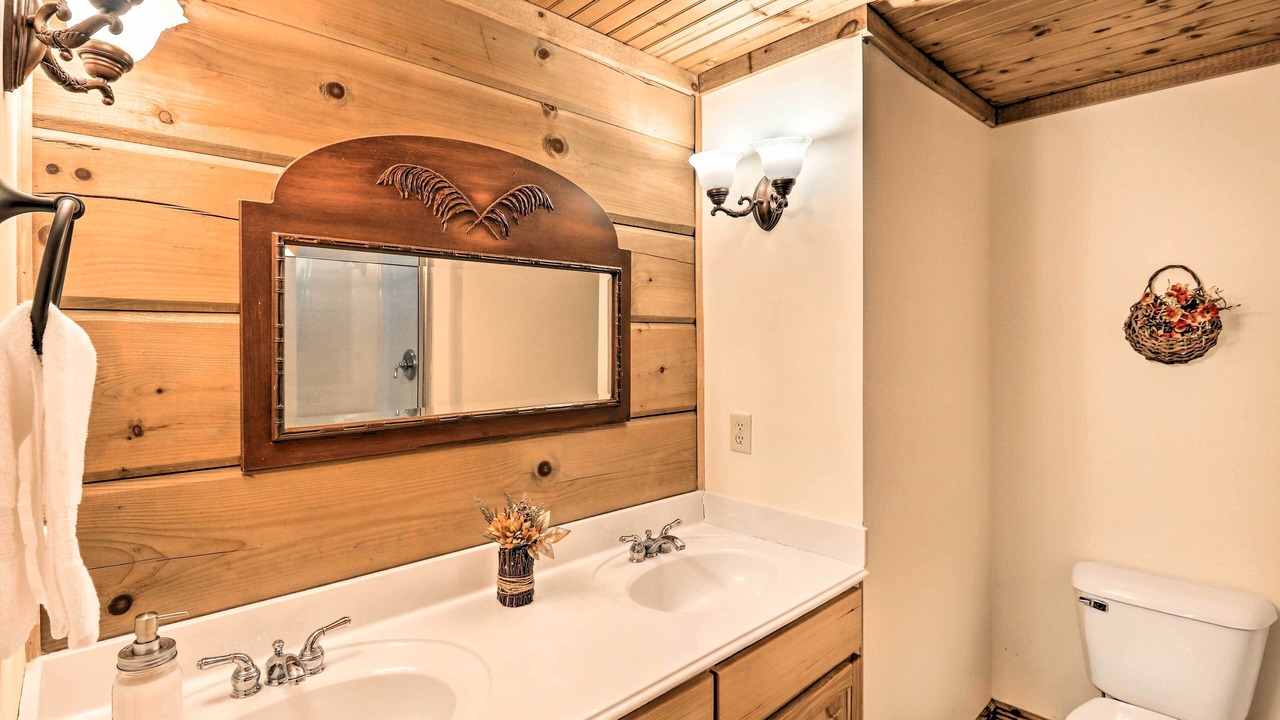 Photo of Bathroom in Sapphire