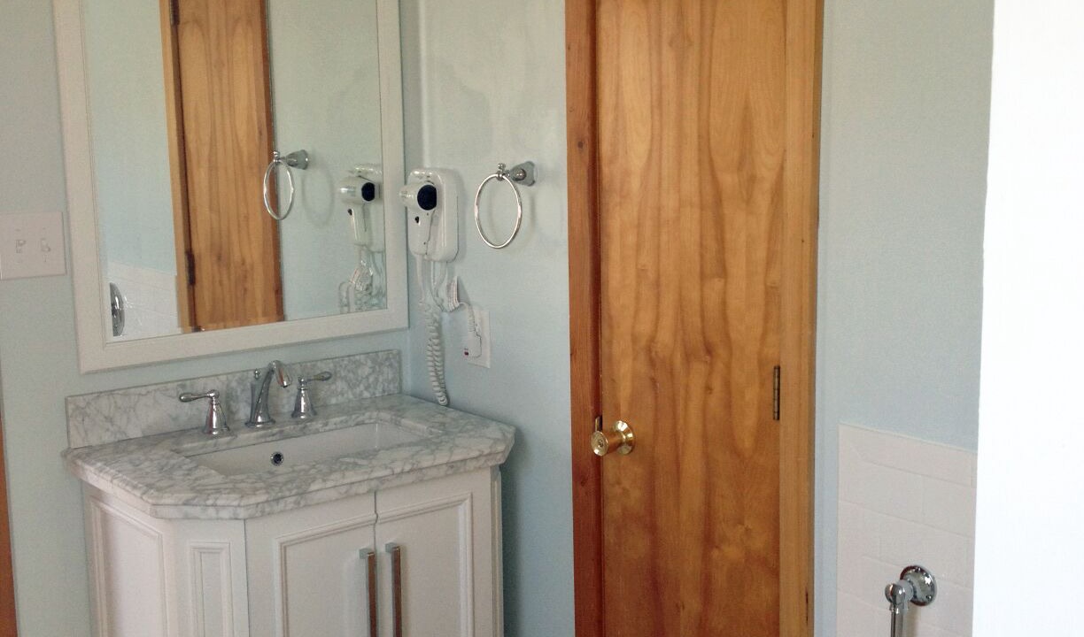 Photo of Bathroom in Colington Harbour