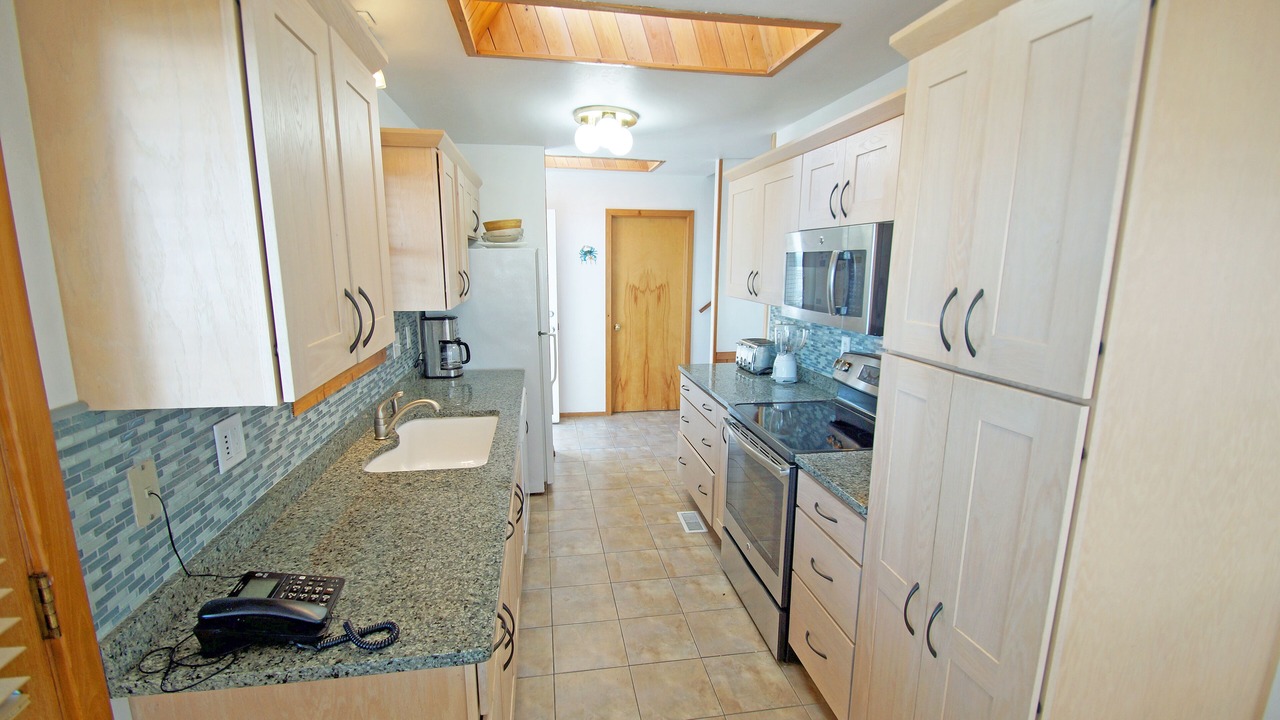 Photo of Kitchen in Colington Harbour