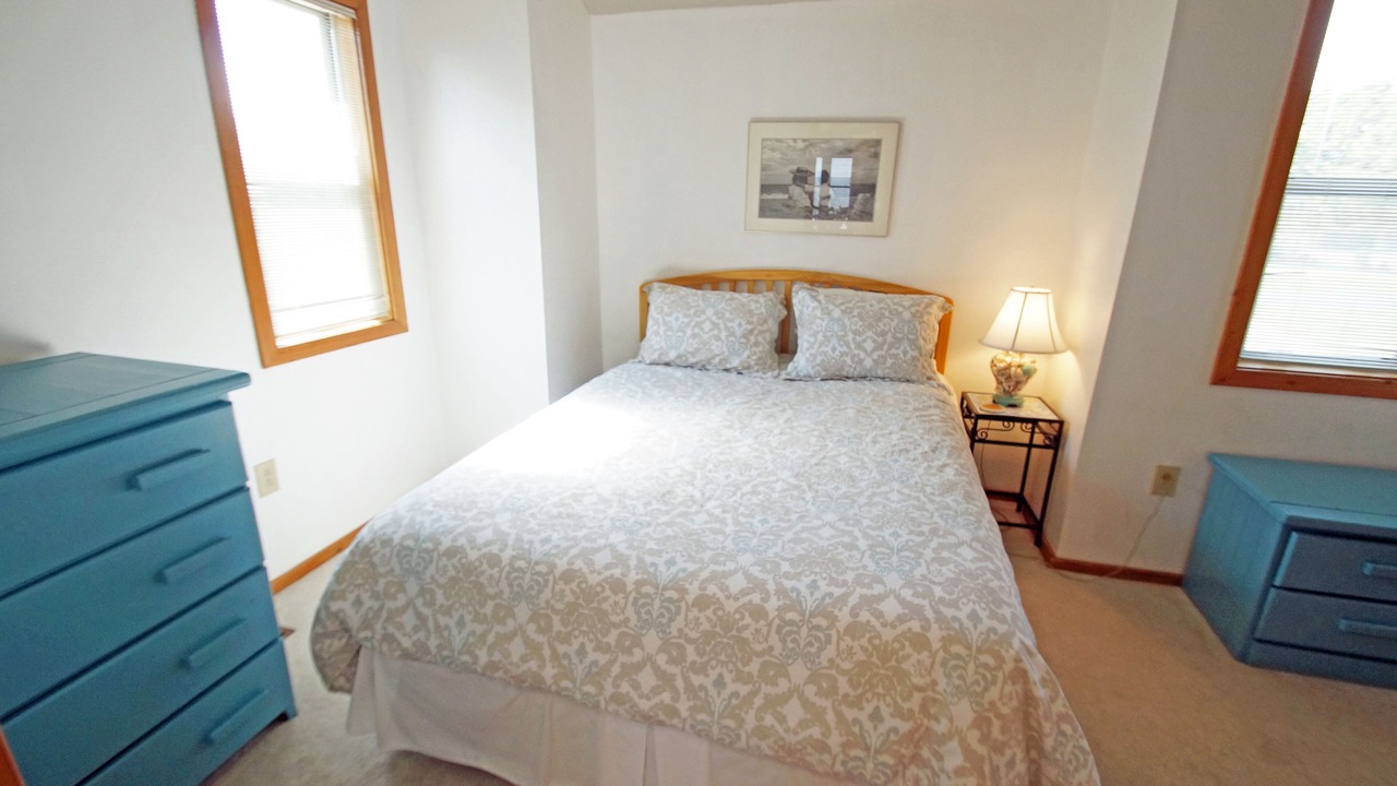 Photo of Bedroom in Colington Harbour