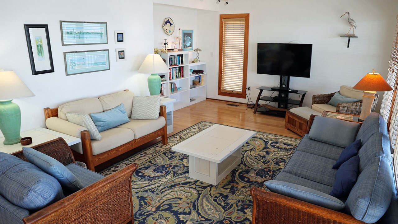 Photo of Livingroom in Colington Harbour