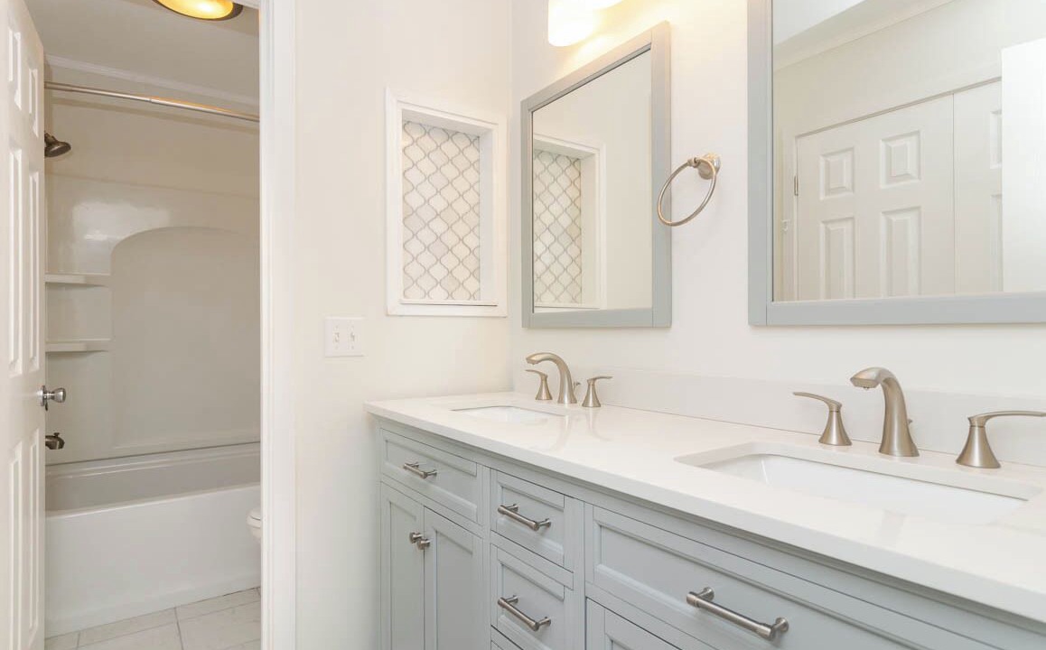 Photo of Bathroom in Wrightsville Beach