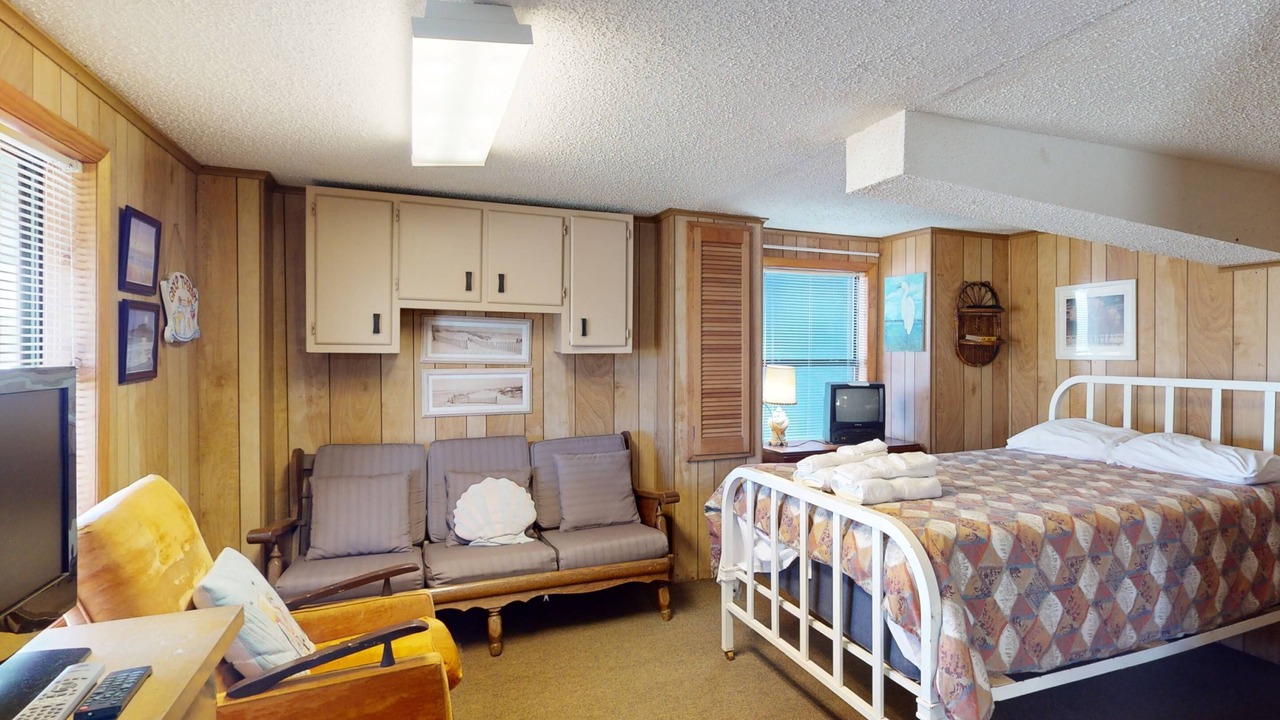 Photo of Bedroom in North Carolina Coast