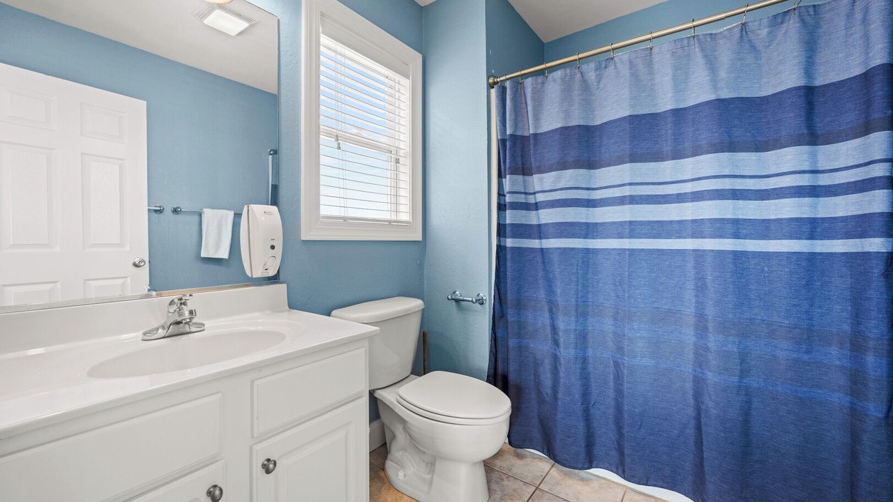 Photo of Bathroom in Colington