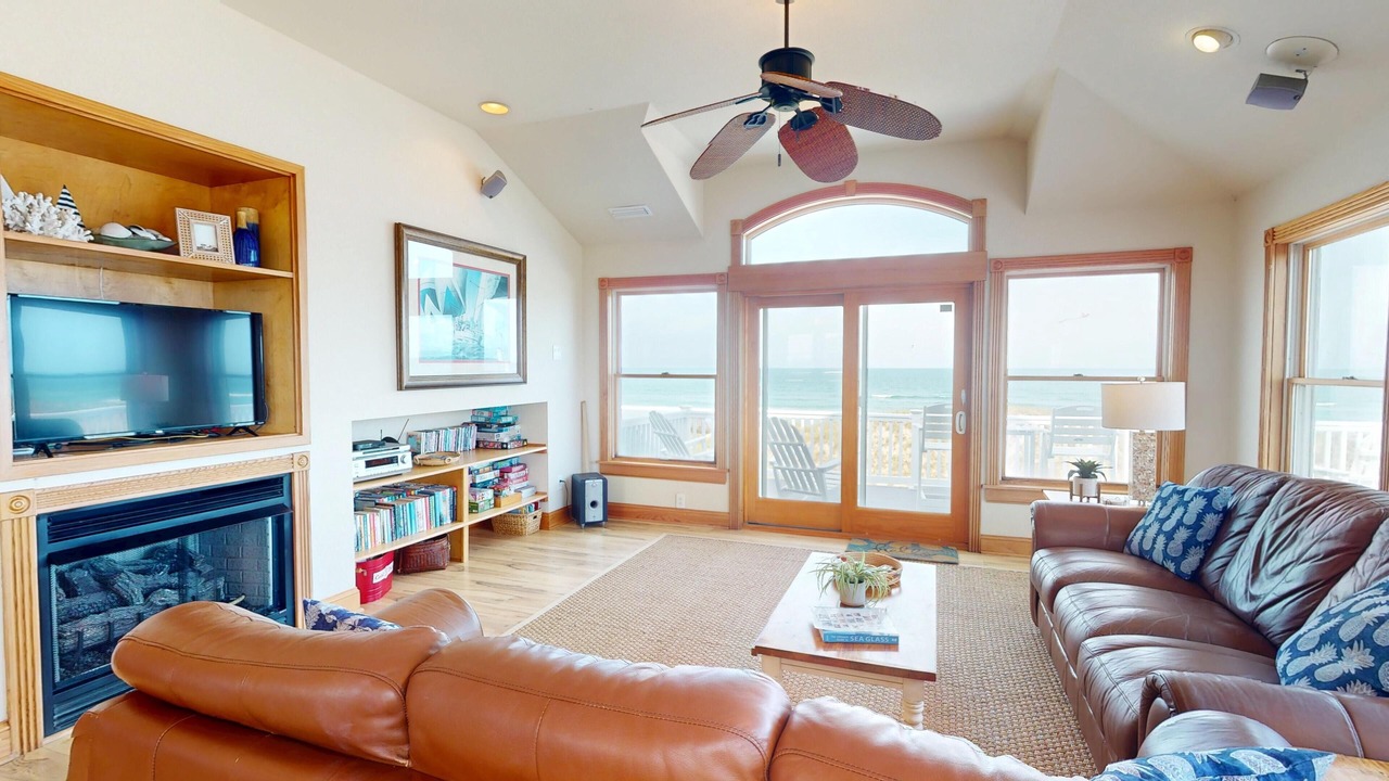 Photo of Bedroom in Corolla