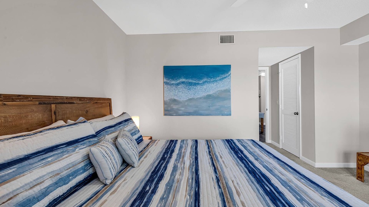 Photo of Bedroom in Surfside Beach