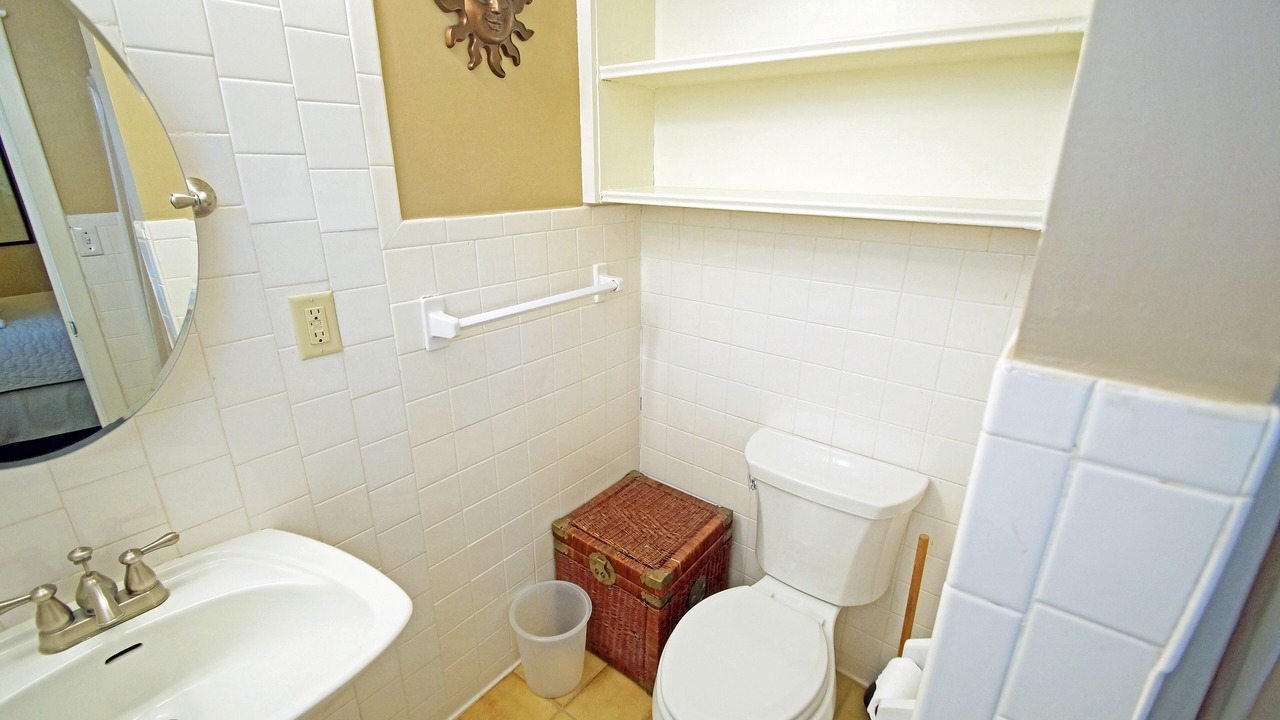 Photo of Bathroom in Colington Harbour