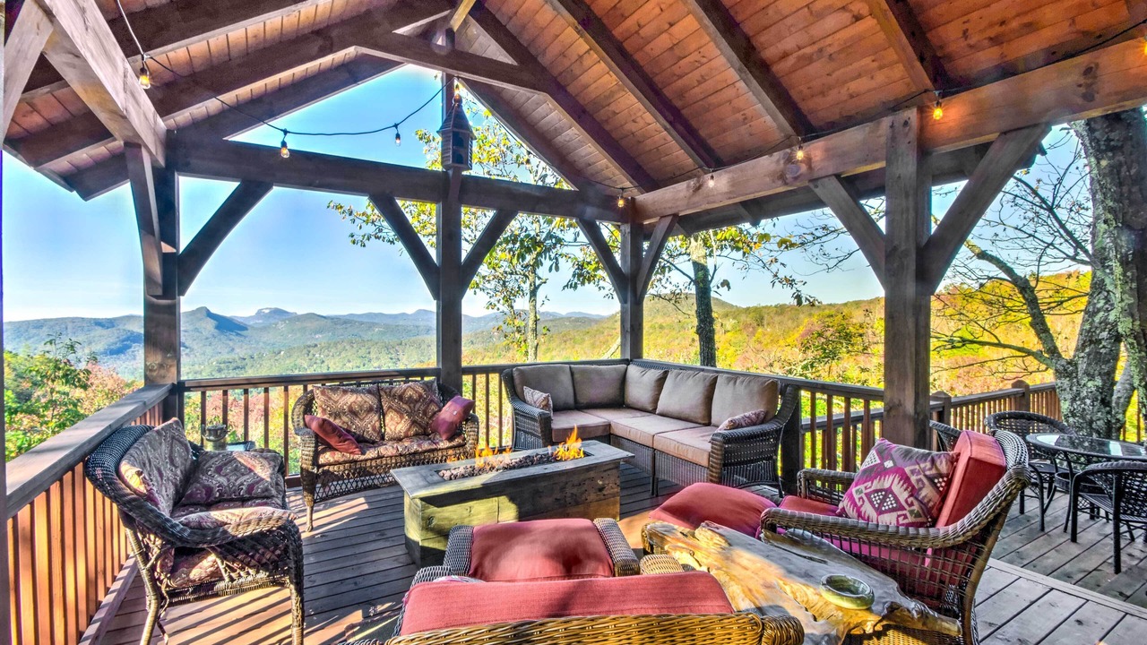 Photo of Outdoor in Sapphire
