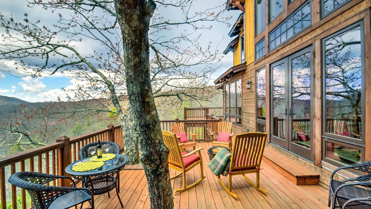 Photo of Outdoor in Sapphire