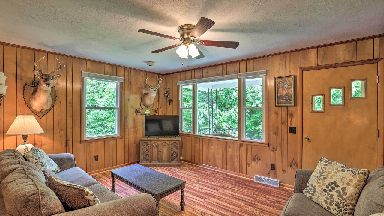 Photo of Bedroom in Marshall