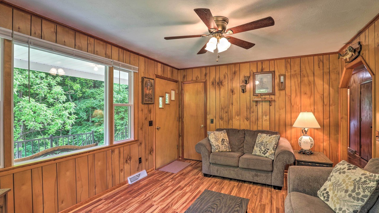 Photo of Livingroom in Marshall