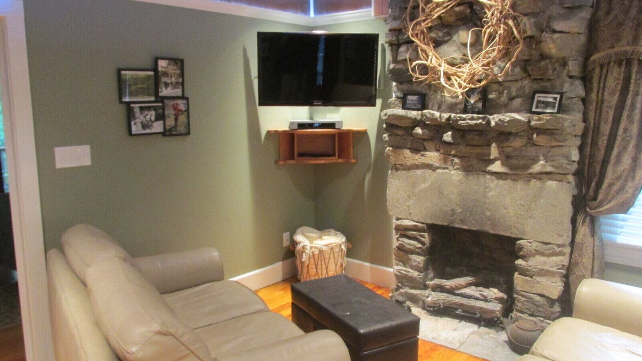 Photo of Bedroom in Bat Cave