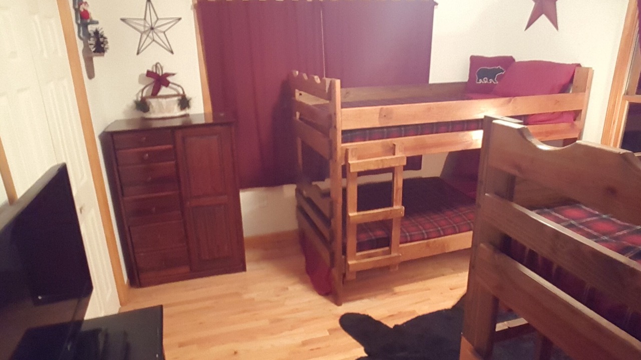Photo of Bedroom in Tarheel