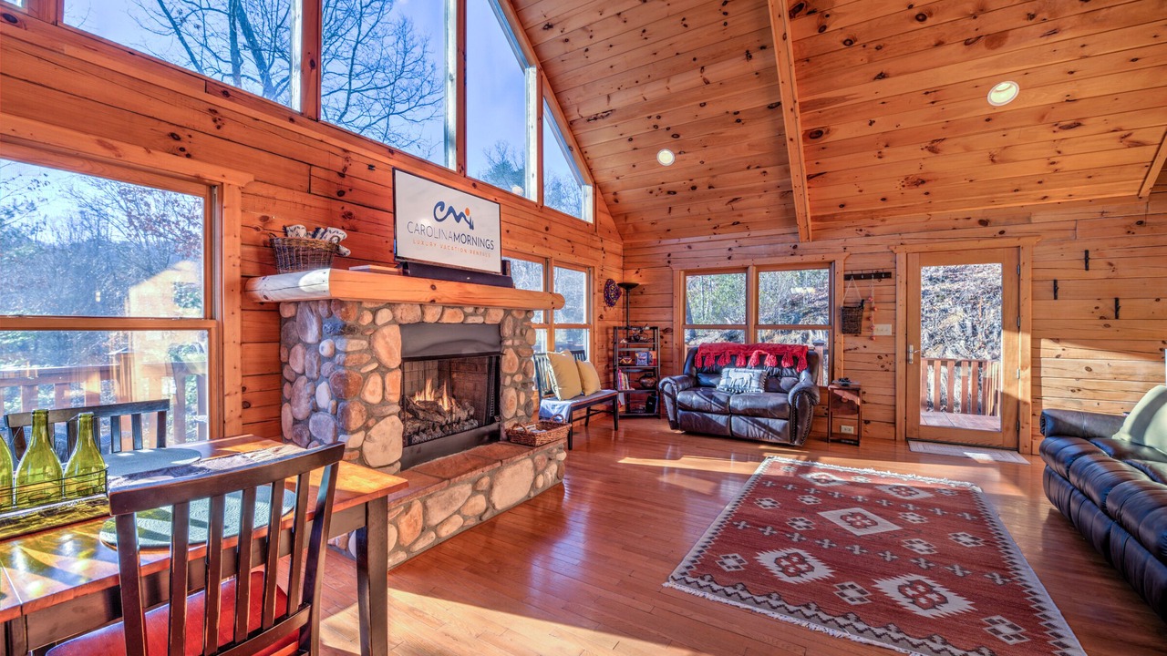 Photo of Livingroom in Waynesville