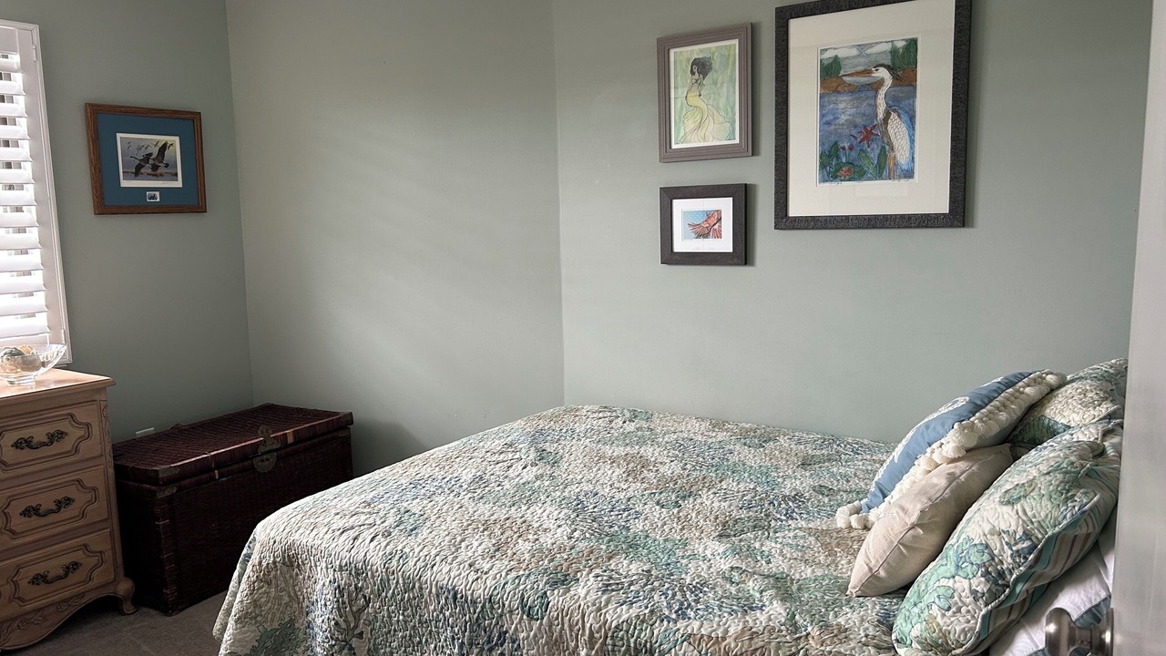 Photo of Bedroom in Indian Beach