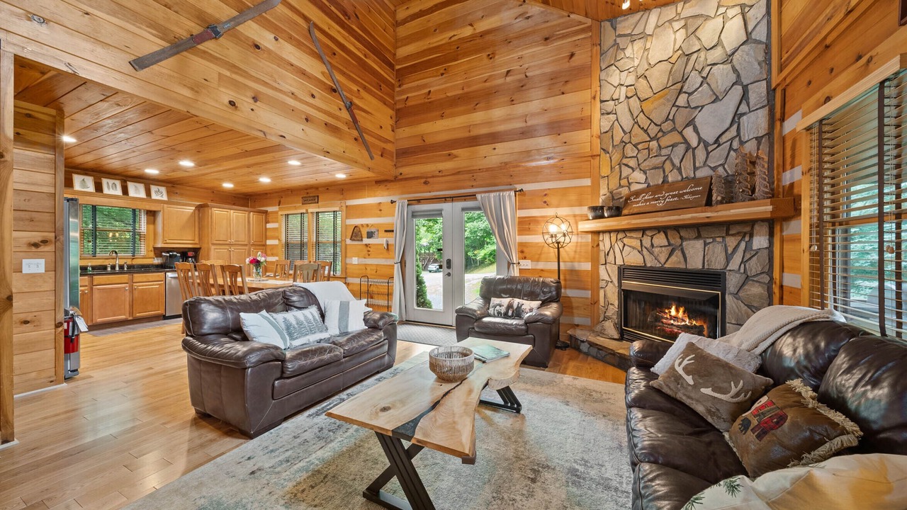 Photo of Livingroom in Boone