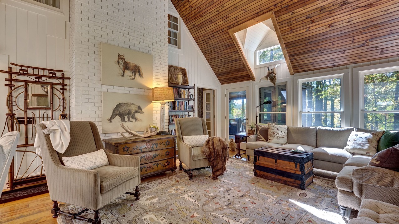 Photo of Livingroom in Lake Sequoyah