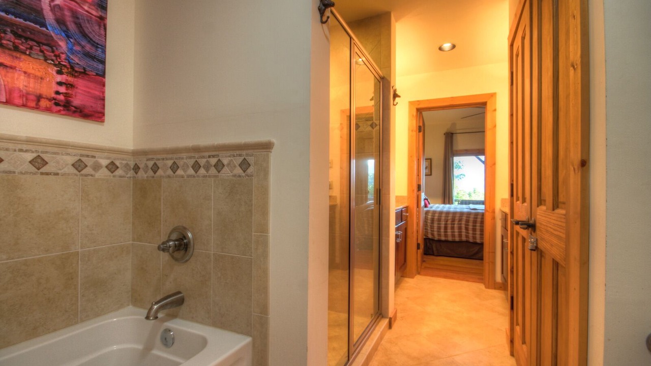 Photo of Bathroom in Seven Devils