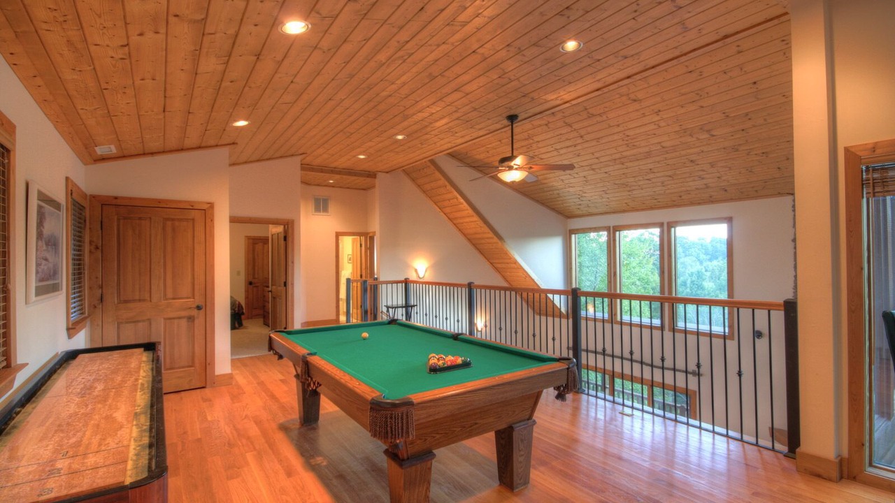 Photo of Bedroom in Seven Devils
