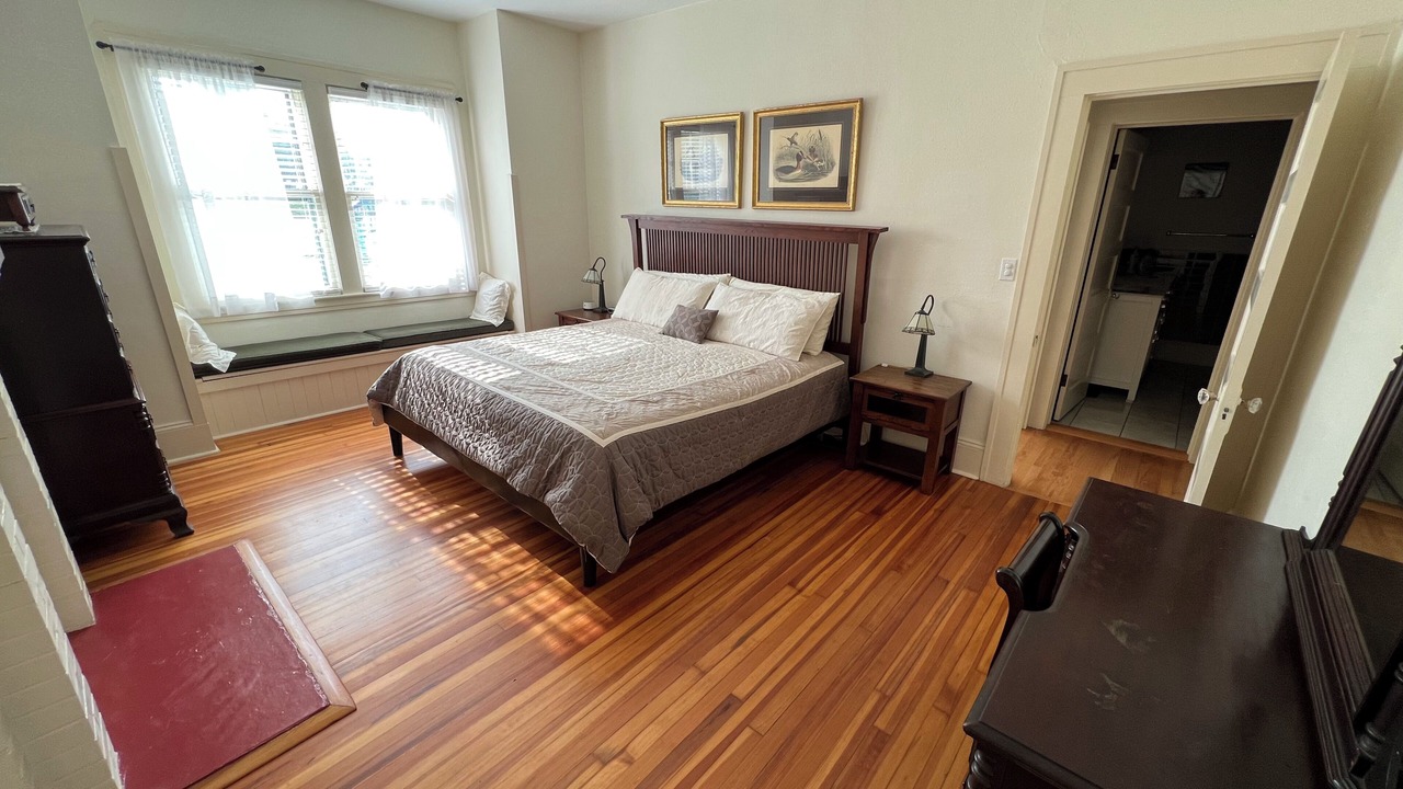 Photo of Bedroom in Falconhurst
