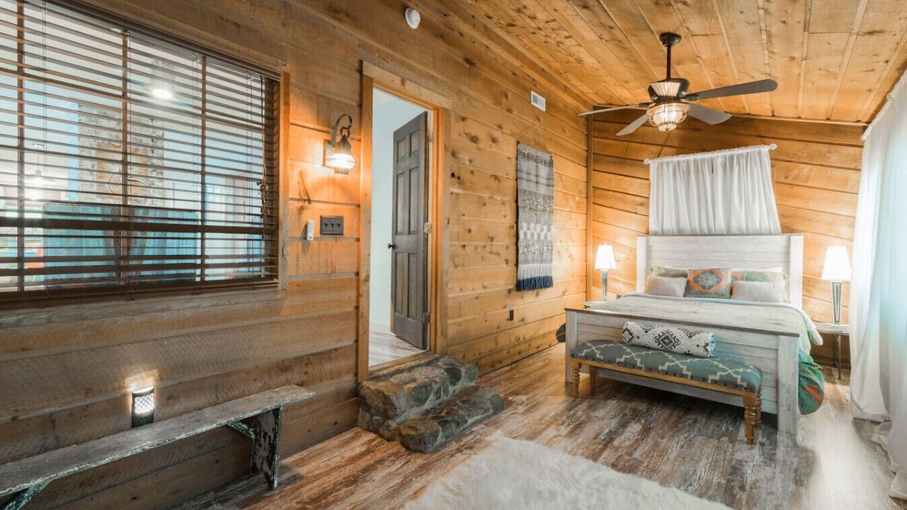 Photo of Bedroom in Matthews