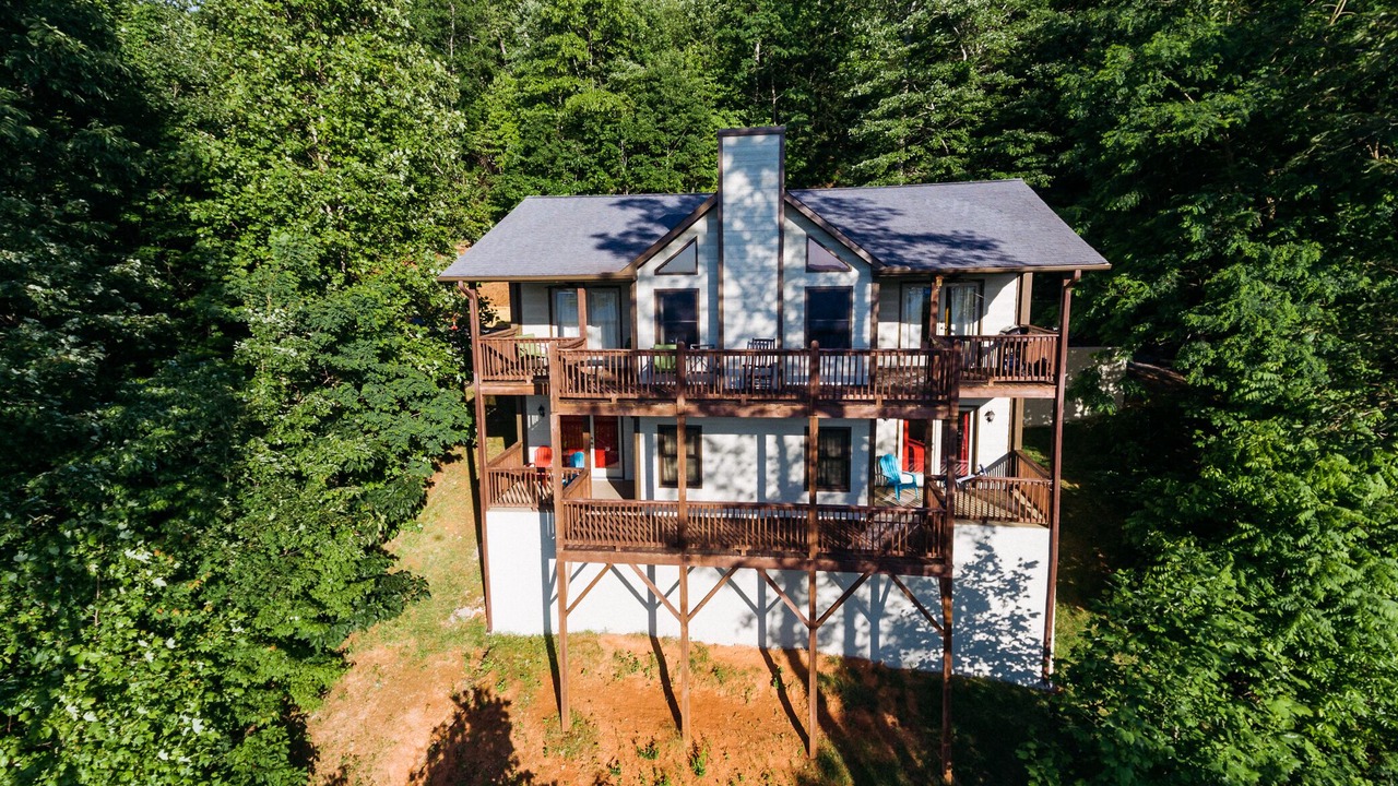 Photo of Outdoor in Brasstown