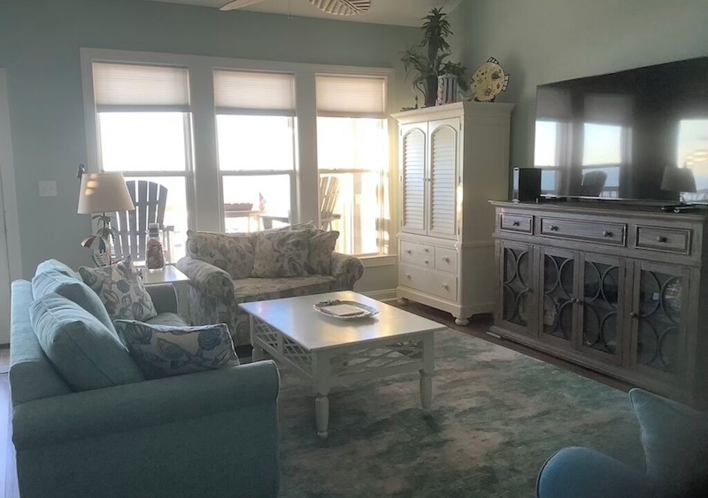 Photo of Livingroom in Indian Beach
