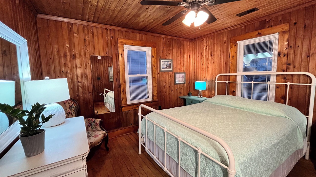 Photo of Bedroom in Nags Head