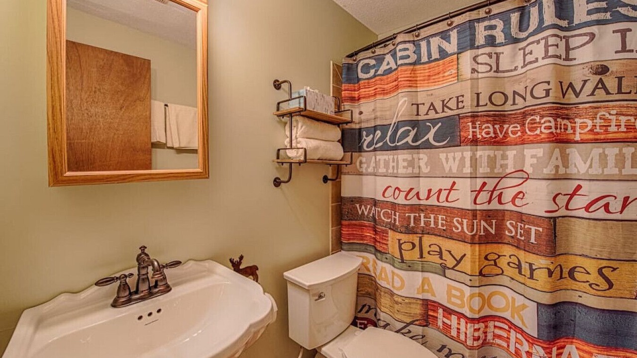 Photo of Bathroom in Lake Junaluska